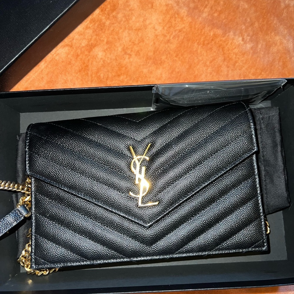 Small monogram matelasse leather wallet on chain black 7/8 inc - Picture 5 of 7